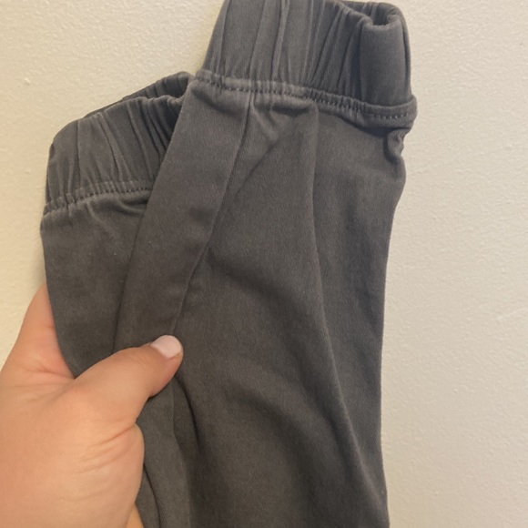 Kids ( boys ) Levi’s Jogger for sale. - Picture 3 of 3